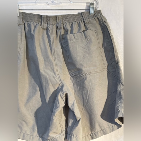 Patagonia Shorts Mens 30 Gray Tan Summer Outdoor Beach Casual Vacation - Picture 2 of 7